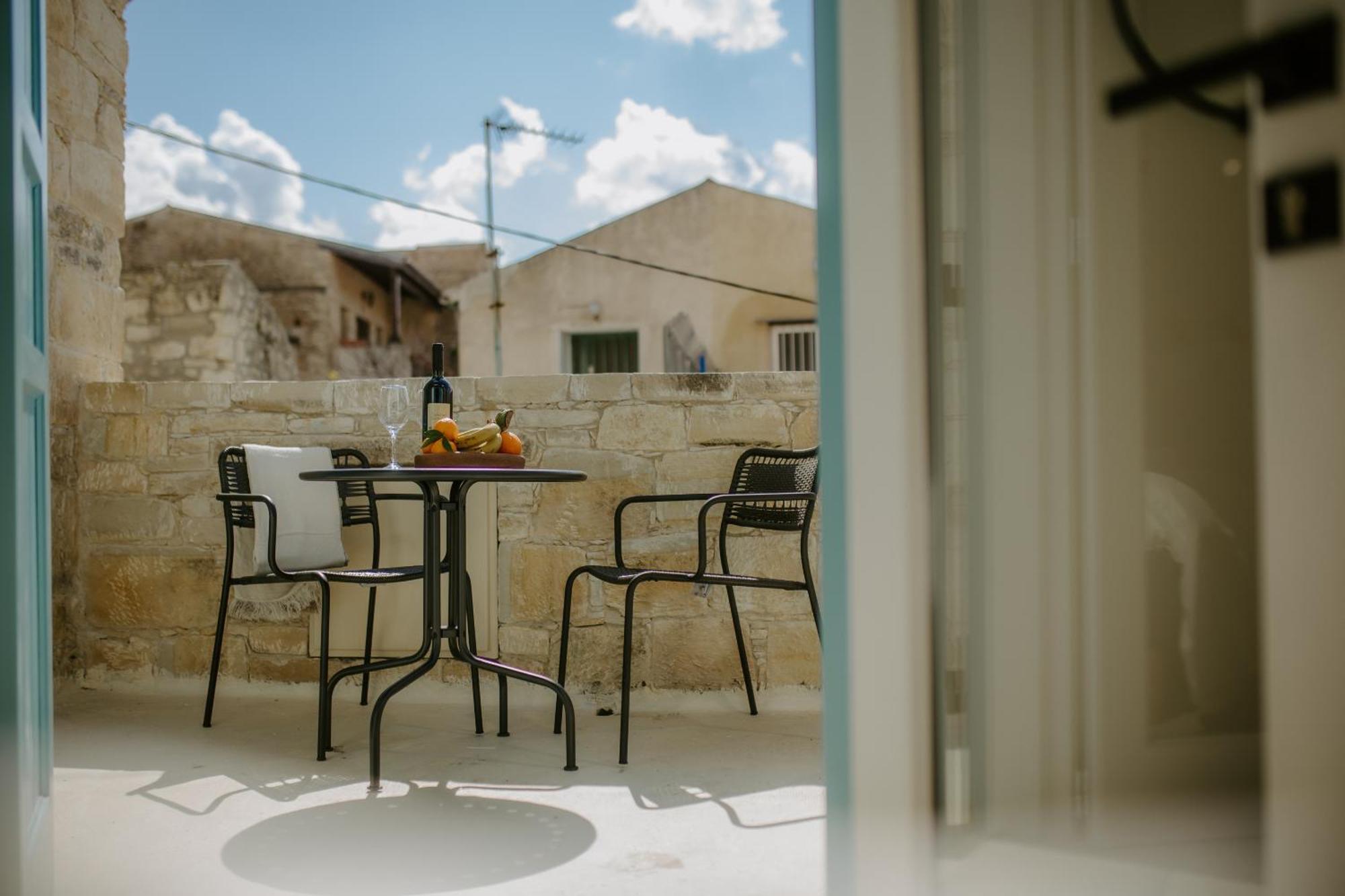 Smaragda'S Guest Rooms Lemesos Exteriér fotografie